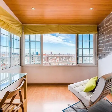 Comfortable 3bed With Amazing Views Over Barcelona