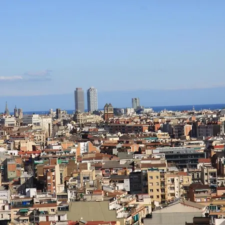 Comfortable 3bed With Amazing Views Over Barcelona